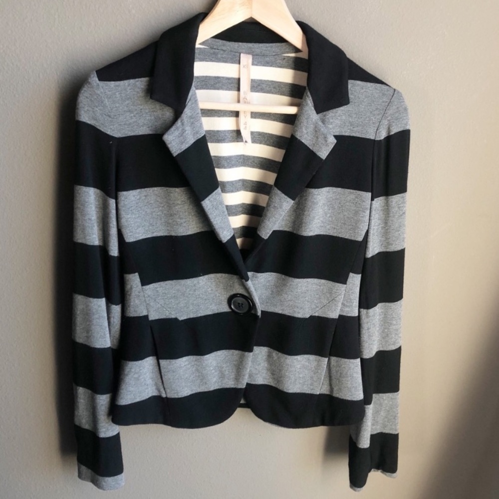 Bailey 44 Black and Gray Blazer